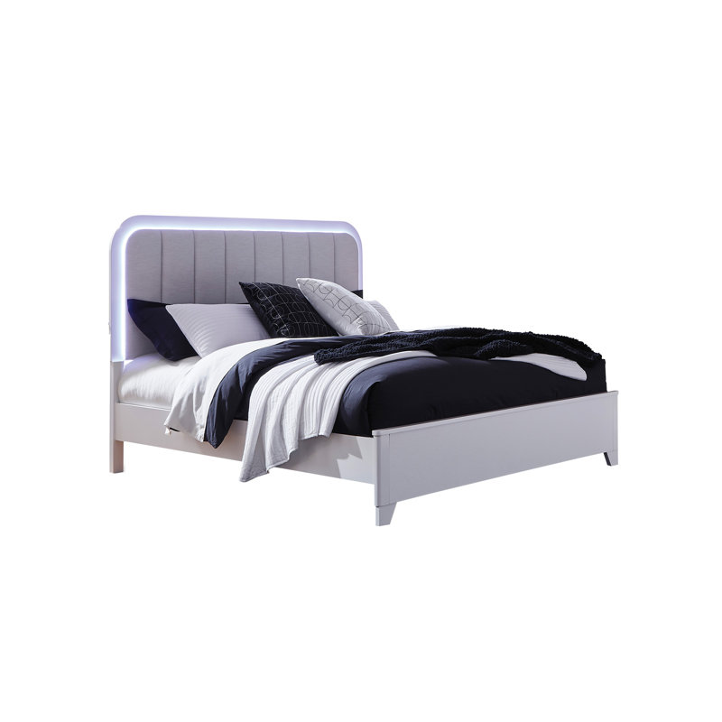Frostlyn Queen Upholstered Panel Bed, Queen