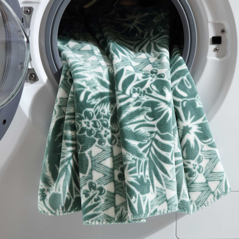 Lanikai Fronds Blanket, King, Blue/White