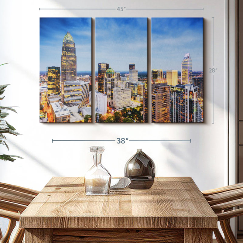 «Charlotte Uptown Skyline» sur toile, H 45 po x l 28 po