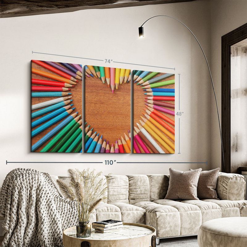 «Heart Shaped Pencils» sur toile, H 48 po x l 74 po