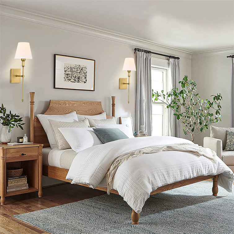 1 - Light Iron Wallchiere