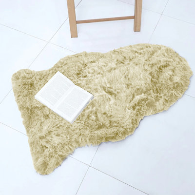 Hackmore Solid Colour Shag 60cm X 110cm Area Rug