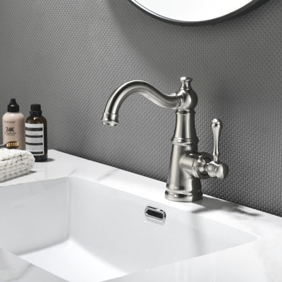 Robinet de lavabo pour salle de bain à poignée simple 8 "avec trou Darin