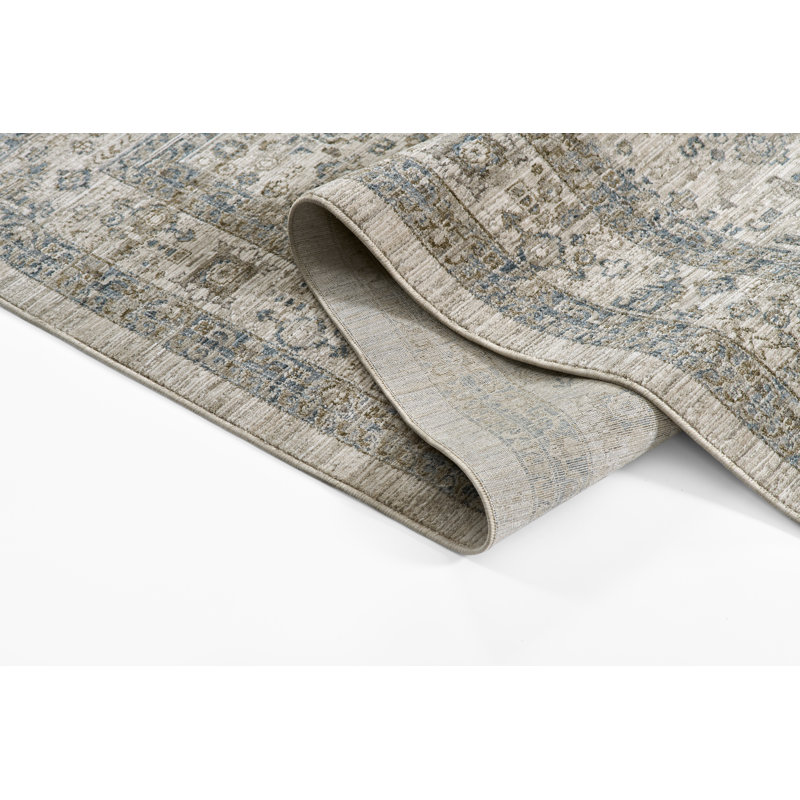 Momeni Georgina  Traditional Medallion Blue Area Rug , Rectangle 5'3" x 7'8"