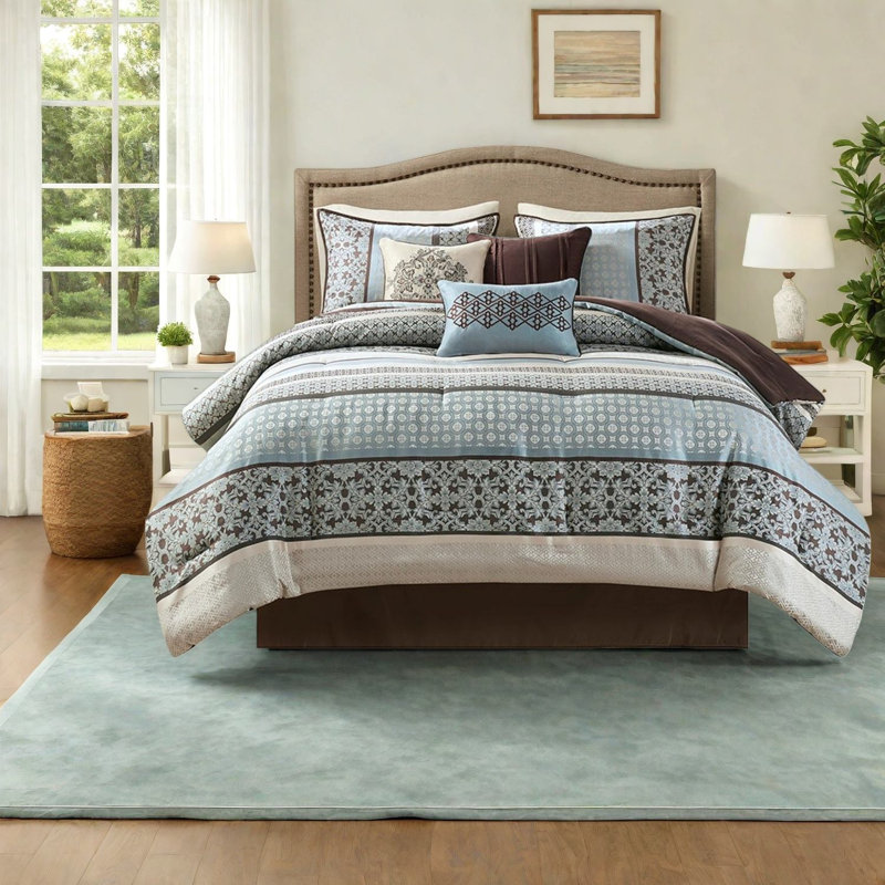 Elegant Bedding Sets, Polyester Comforter With Geometric Style For Home