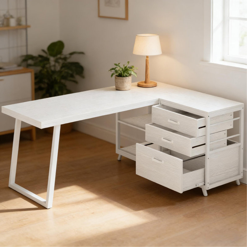 Bureau de travail, bureau de dessinateur, bureau d'écriture, bureau d'étude, bureau de jeu