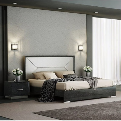 Fleckenstein King Bed in Grey