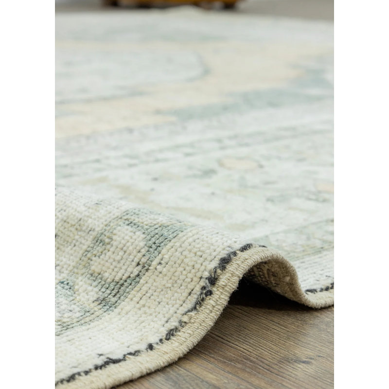 Tapis traditionnel en laine tissé à la main Lara