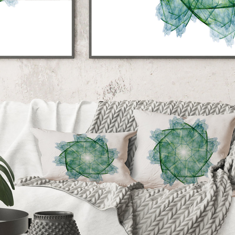 Coussin Fractal Flower Green - Bohemian, 18 po x 18 po