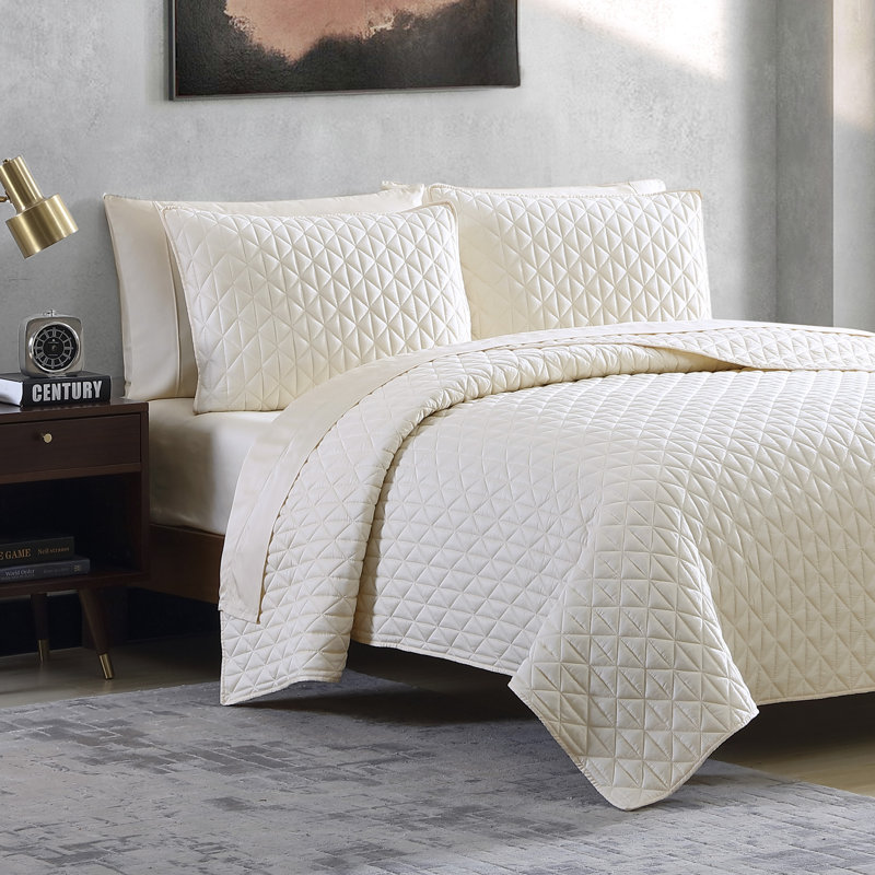 Emmeline Tencel Reversible Quilt Set, Queen Quilt, Ivory