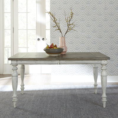Bale 40 " Extendable Rectangular Dining Table