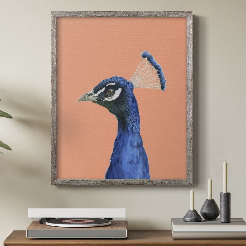 «Peach Peacock Portrait II», reproduction encadrée - bois massif, H 15 po x l 12 po