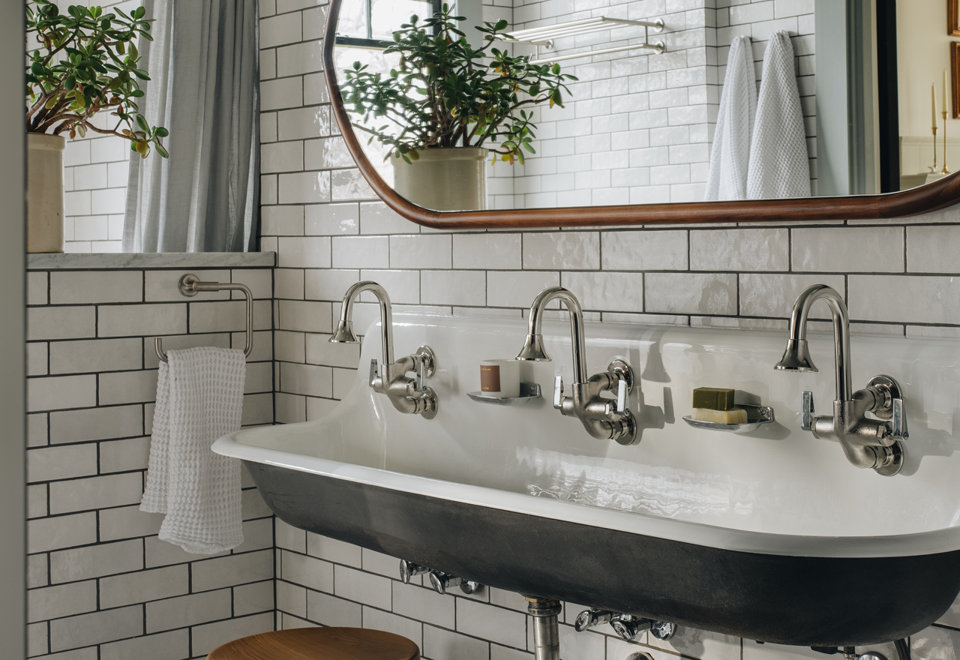 Sustainable Bath Essentials