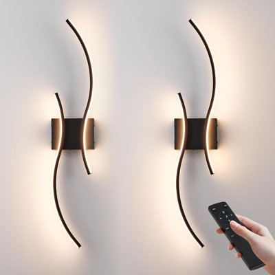 Appliques murales à piles avec télécommande, gradation continue et lumières DEL réglables en couleur, luminaire mural sans fil pour salon, chambre à coucher, couloir (ensemble de 2)