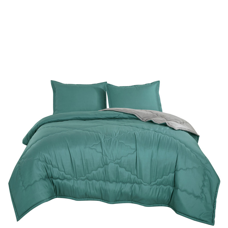 Emeric Luxury 3 Piece Bedspread, Queen Bedspread + 2 Standard Shams