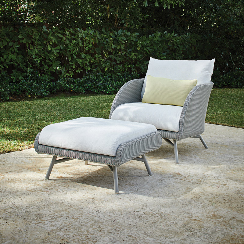 Essence Outdoor Lounge Chair, Canvas Natural, Hickory