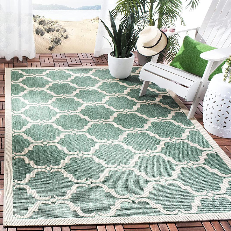 Tapis intérieur / extérieur vert / beige Arneshia, Rectangle 5 pi 3 po x 7 pi 7 po