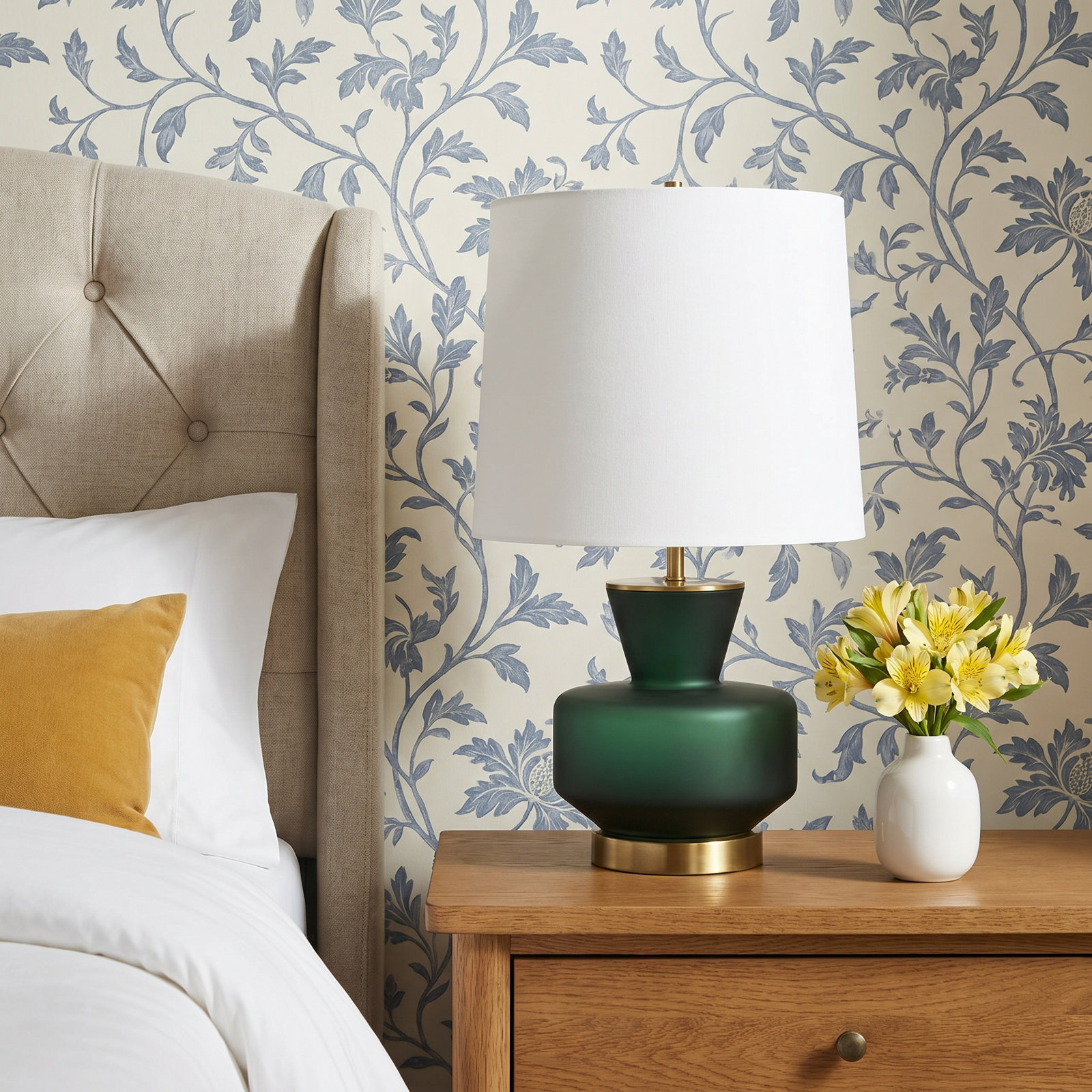 Elianna Table Lamp