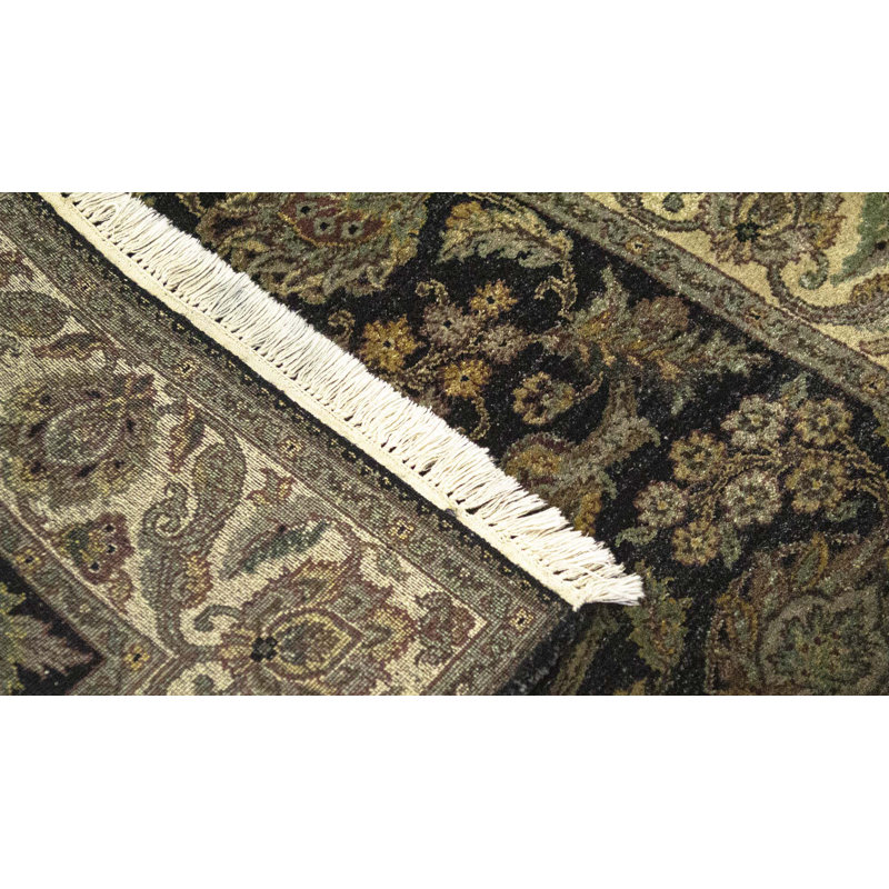 Suruchi Wool Oriental Area Rug