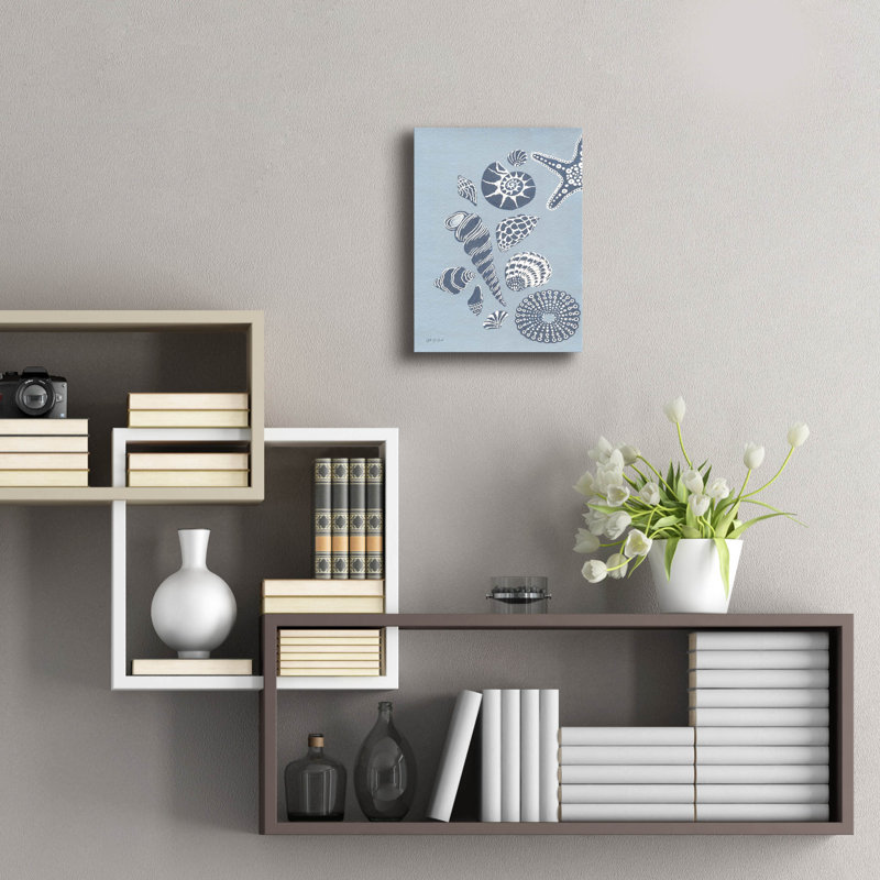 «Coastal Shells 1» par Yvette St. Amant, art mural en verre acrylique, H 16 po x l 12 po x P 0,13 po