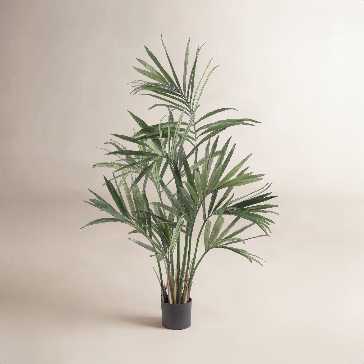 Palm Tree in Pot, 60"H x 36"W x 36"D/123 Leaves