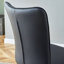 Chaise rembourrée en similicuir-235122570-255745765