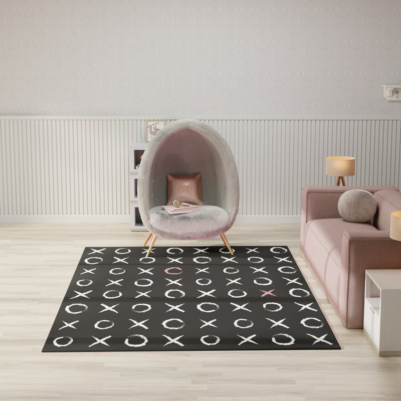 Arranjeet Machine Washable Black Indoor Rug, Rectangle 6'6" x 9'2"