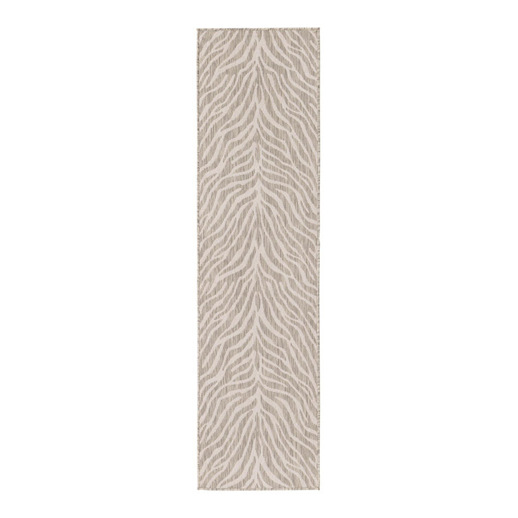 Tullyrusk Animal Print Indoor / Outdoor Rug