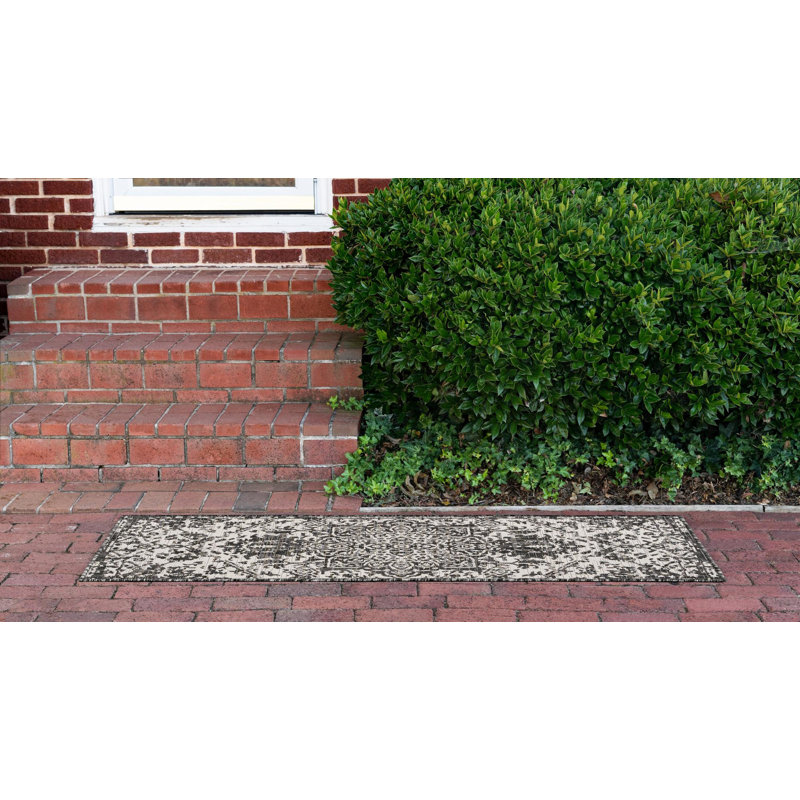Amada Dubai Indoor/Outdoor Rug, Runner 2' x 8'