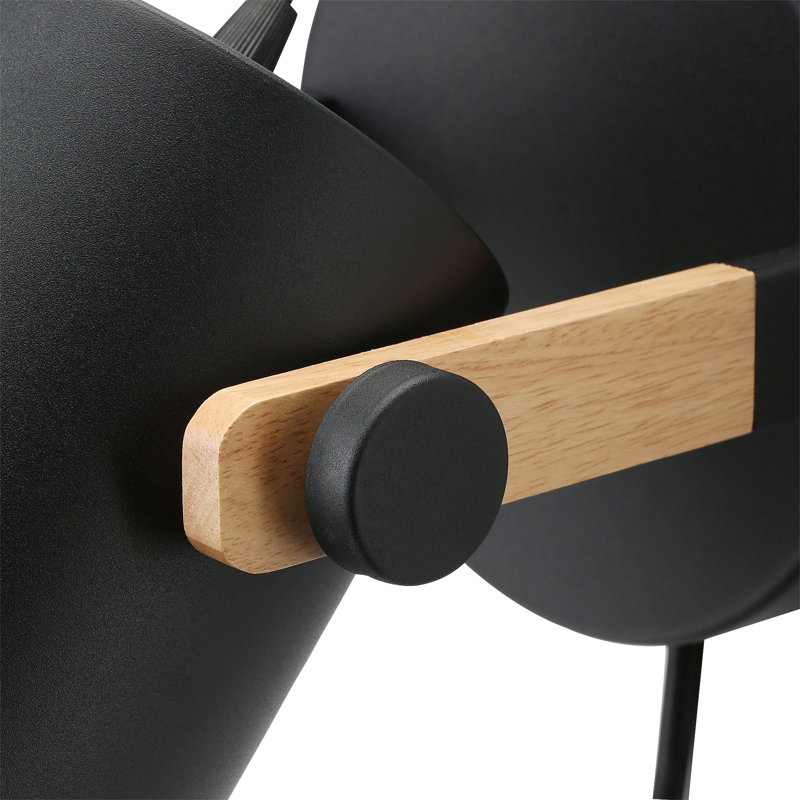 Brummett Steel Spotlight