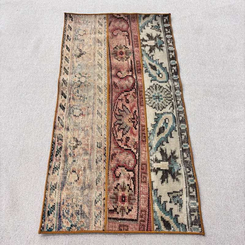 Tapis beige 24,8 x 47,2 po Vintage