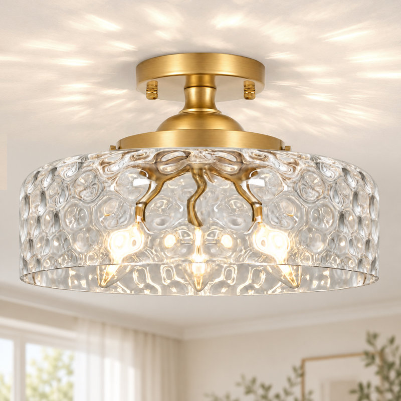 Plafonnier semi-encastré 3 lumières en laiton brossé avec abat-jour en verre martelé transparent, Gold+Hammered