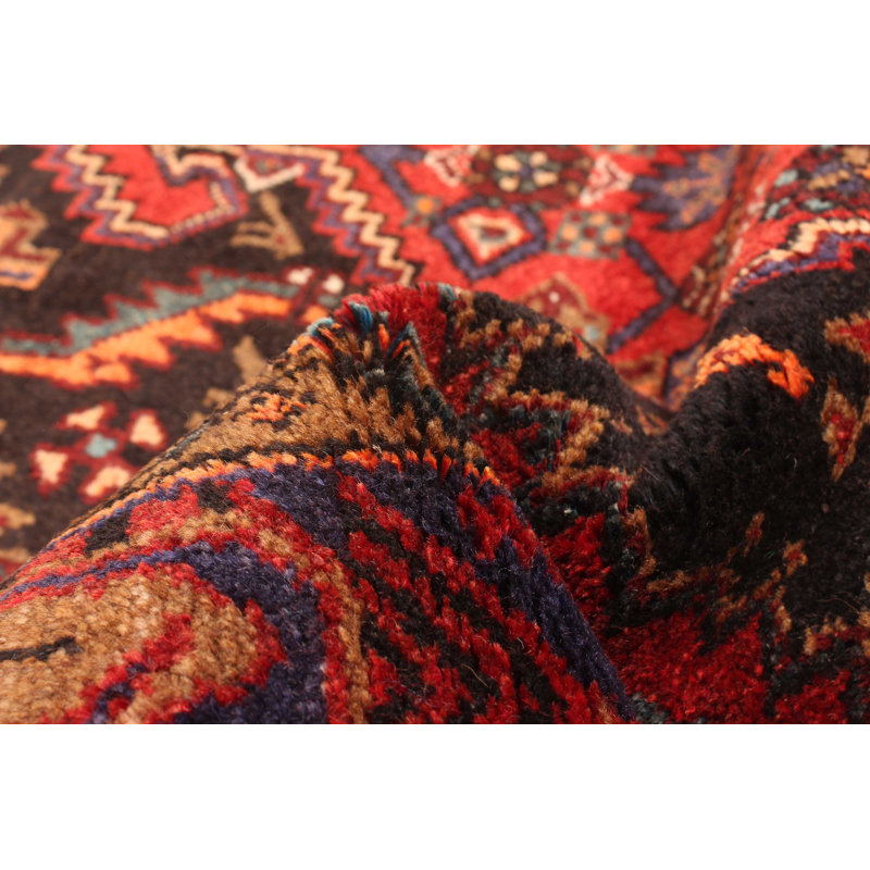 Tapis rouge Anadol 4 pi 3 po x 7 pi 1 po