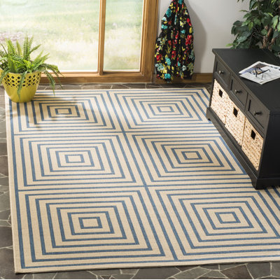 Kelli 100 Performance Geometric Indoor/Outdoor Area Rug