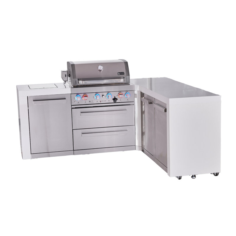 Îlot de cuisine d'extérieur en forme de L en acier inoxydable de 82 po x P 75 po x H 46 po Mont Alpi Deluxe avec brûleur latéral et barbecue à 4 brûleurs l 32 po + comptoirs en granite et côtés cascade + rangement + rôtissoire + couvercle + gaz naturel Convertible + garantie à vie