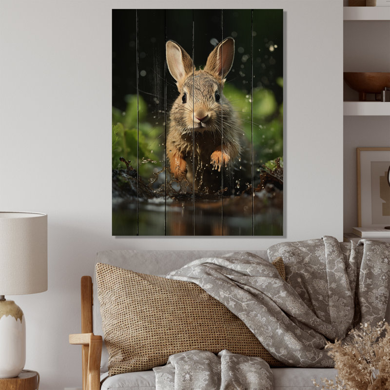 Rabbit Energetic Hopper sur impression sur bois, H 20 po x l 10 po x P 0,78 po