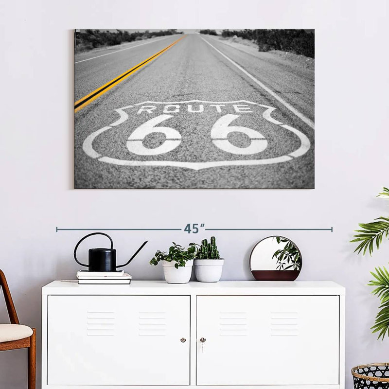 «Route 66 Open Road», reproduction sur toile tendue, H 26 po x l 39 po x P 1,25 po