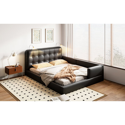 Grand lit plateforme tapissier grand avec 2 lumières de lecture, noir. Cuir PU fin. Espace généreux pour se détendre. Tête de lit réglable noire à deux lumières. Spacieux et confortable de haute qualité