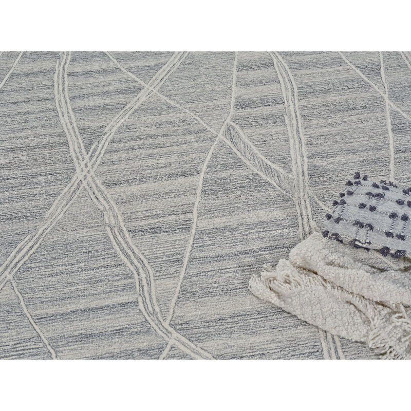 Ivory and Gray Hand-Tufted Wool Rectangular Rug 5' x 8'