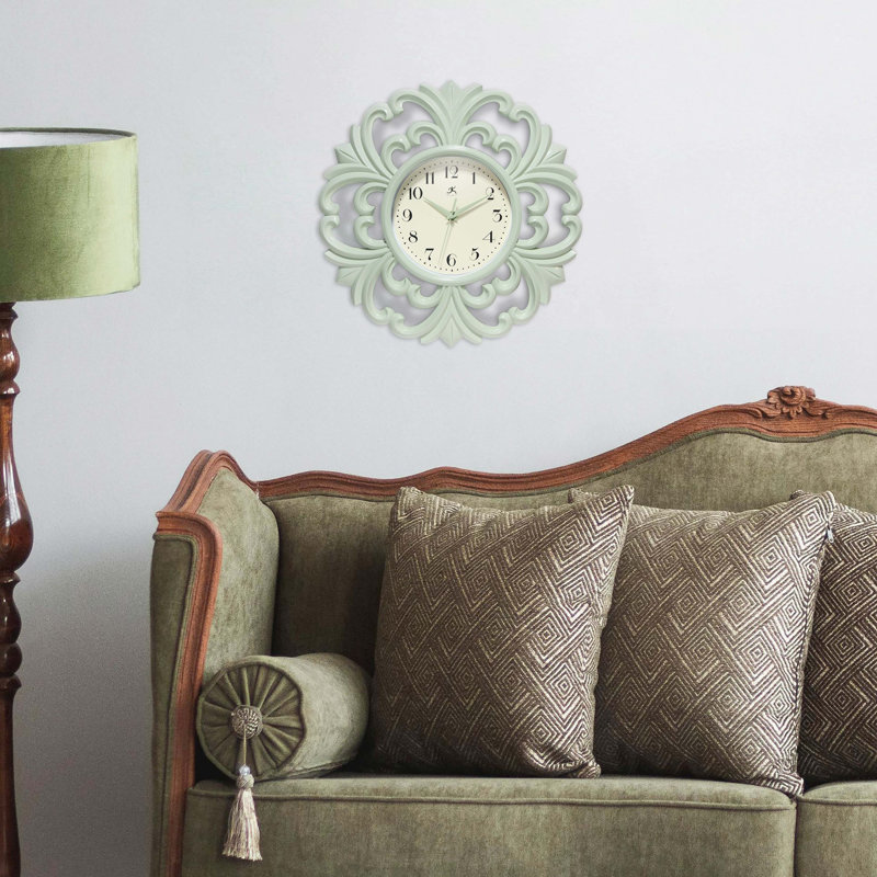 Horloge murale 15,5 po Siebeld Wisteria, Meadow Mist