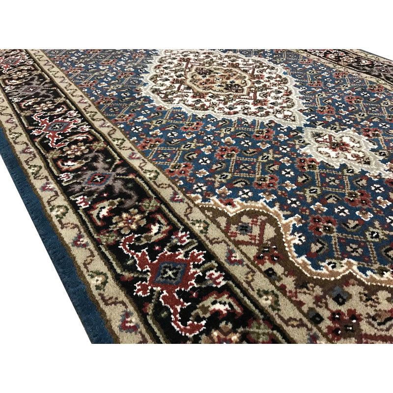 Hand Woven Oriental Area Rug