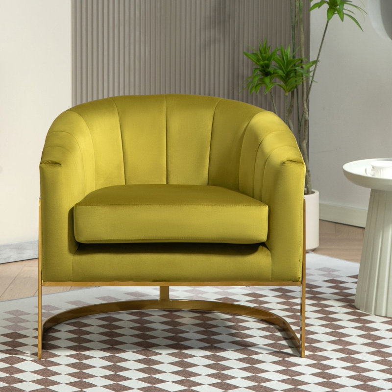 Fauteuil en velours doré, Vert olive