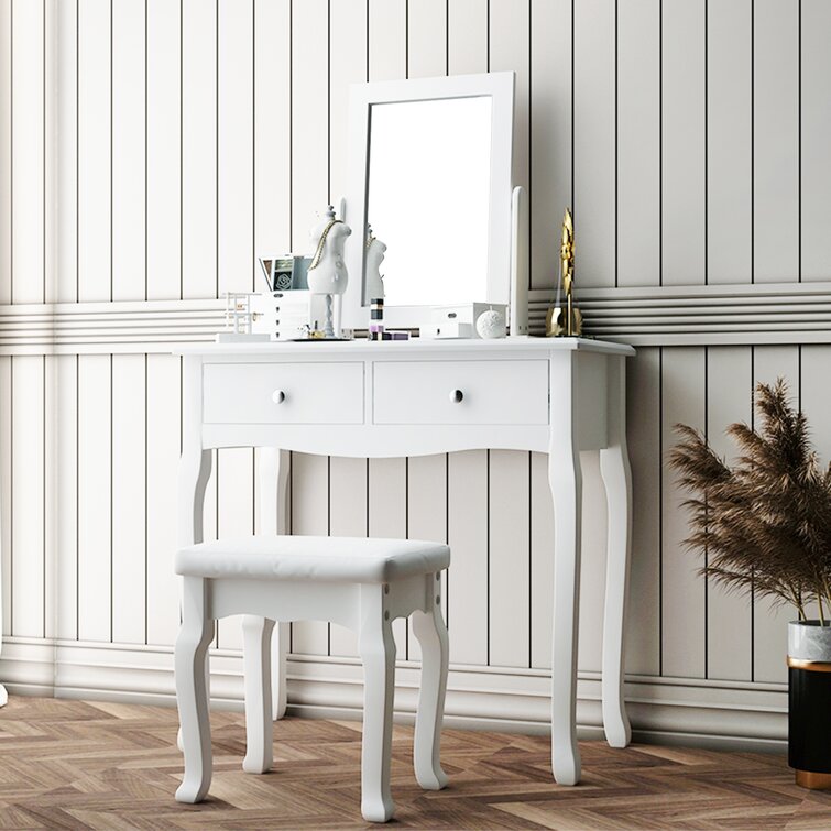 Wynsum Vanity Set with Stool and Mirror(incomplete) 