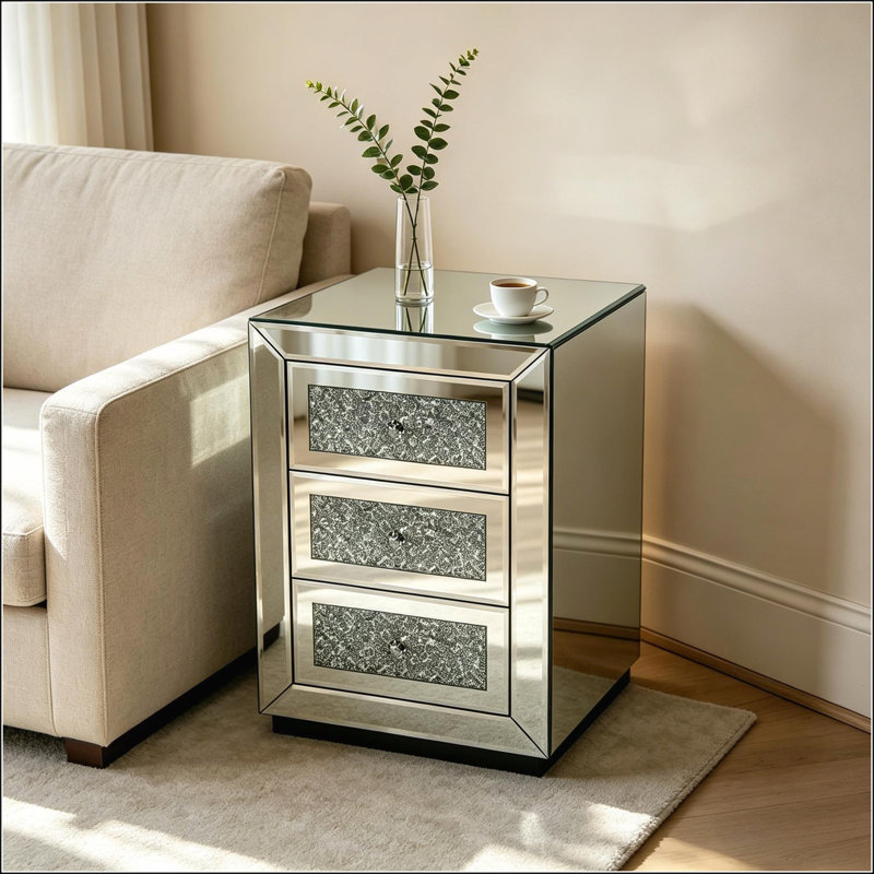 Table de chevet à 3 tiroirs avec miroir et détails en verre, finition argentée élégante pour un rangement et un décor élégants