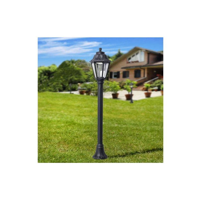 Wootton Lamp Post (Full)