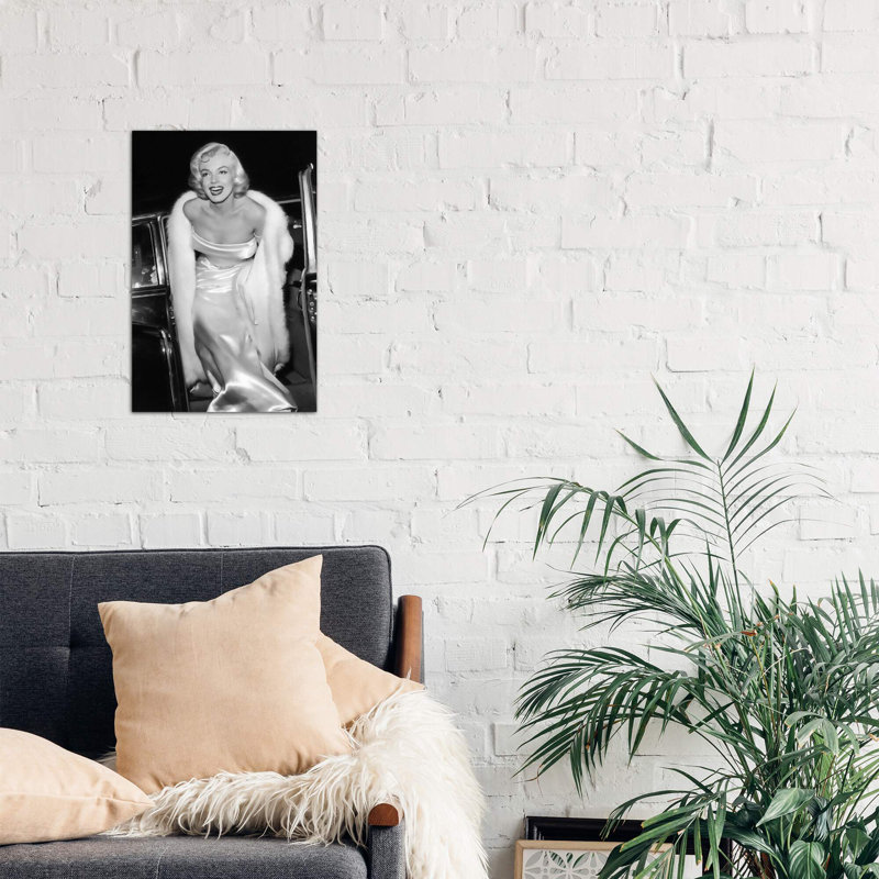 Marilyn Monroe Stepping Out Of Limousine by Radio Days - Wrapped Canvas Print, 66.04 cm H x 45.72 cm W x 1.91 cm D