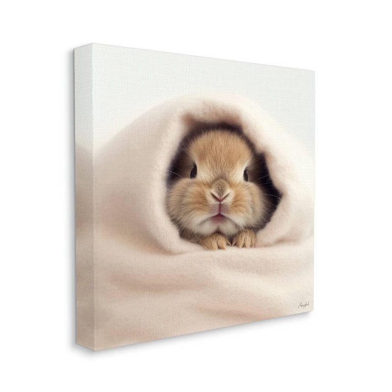 «Baby Bunny in Couverture» par Roozbeh, H 17 po x l 17 po x P 1,5 po