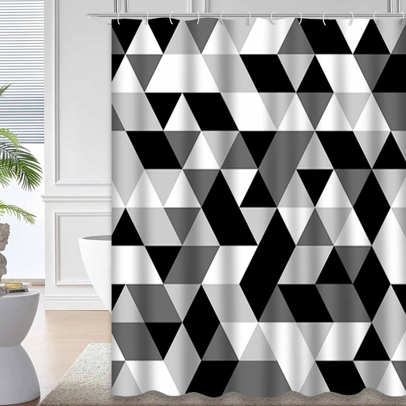 Rideau de douche triangulaire noir et blanc avec 12 crochets, L 72 po x l 78 po