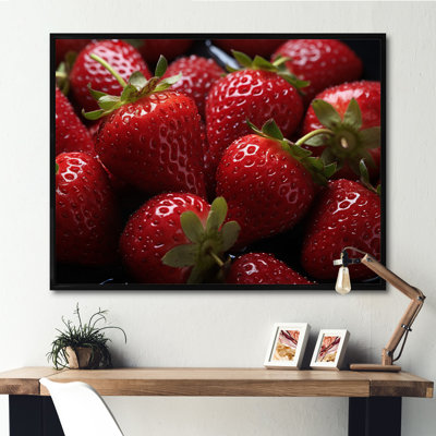 " Stawberry Macro Food Photography "