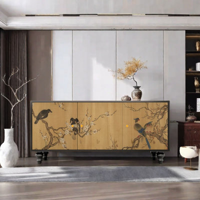 Buffet peint à trois portes